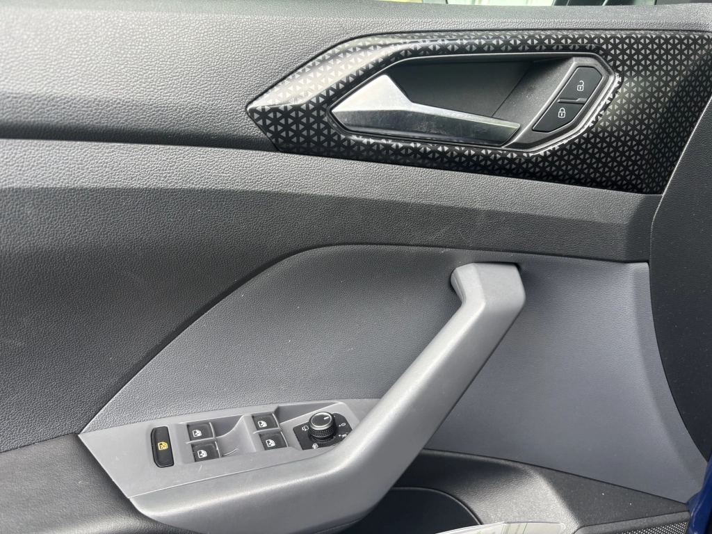 VW T-Cross Style 1.0TSI R-Line ACC LED PDC Ambiente