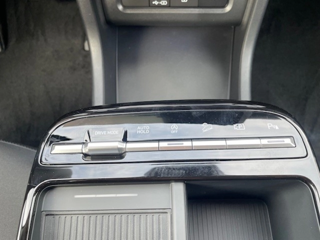 Hyundai TUCSON 1.6 T-GDI-DCT MHEV Trend, Matrix-LED,+++