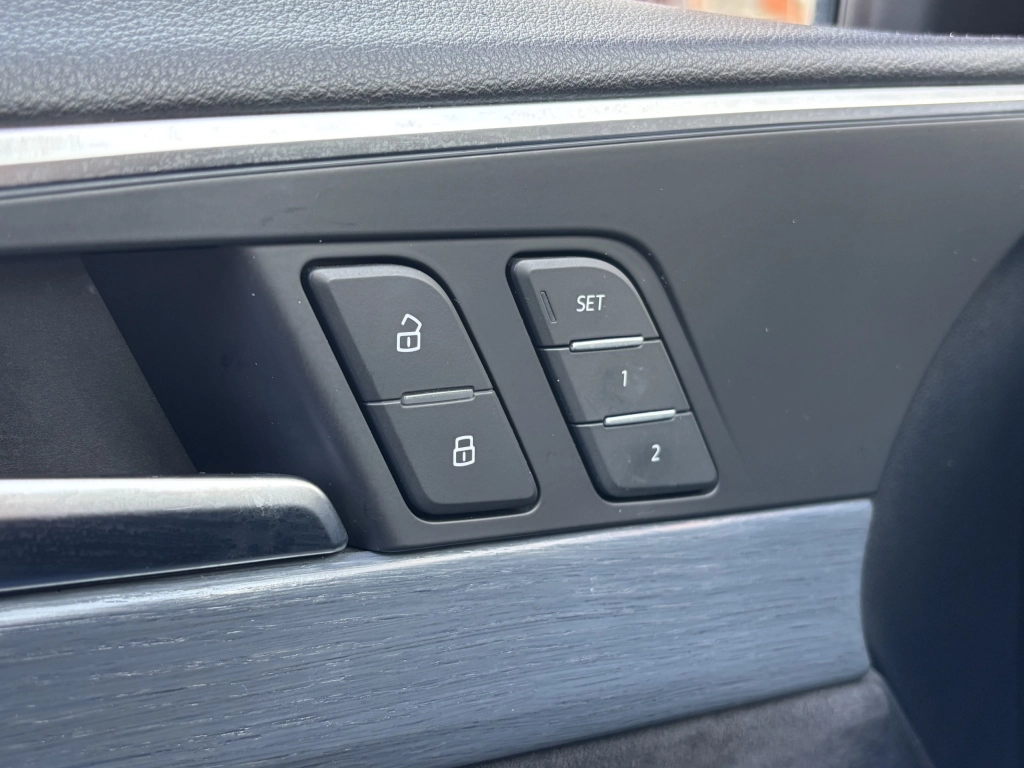 Audi A4 Allroad 3.0TDI Pano ACC CAM Nav Leder LED AHK