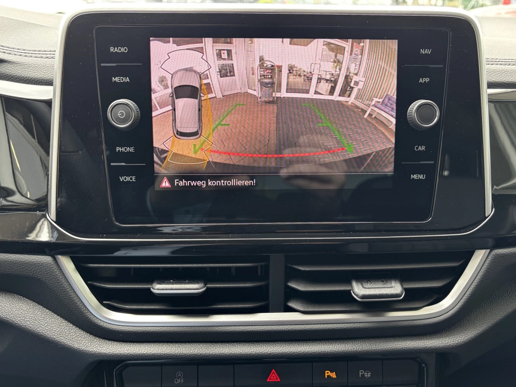 VW T-Roc 1.5 TSI DSG R-Line Easy-Open AHK 