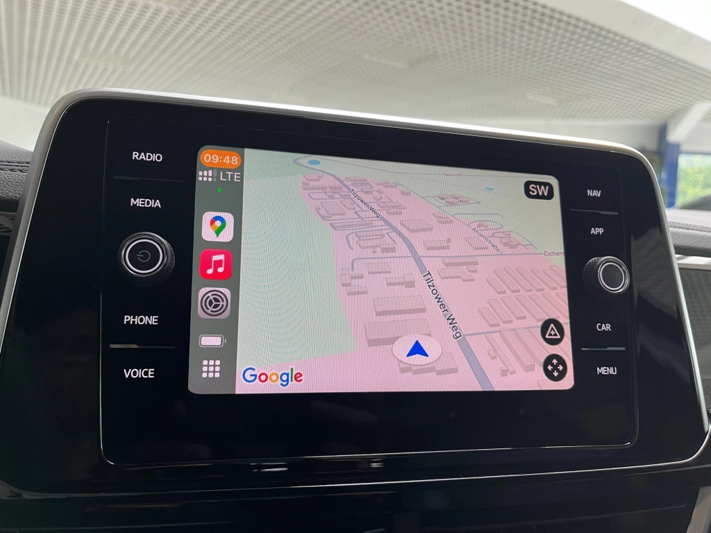 VW T-Roc R-LINE 1.5 TSI-OPF DSG IQ DRIVE, AHK