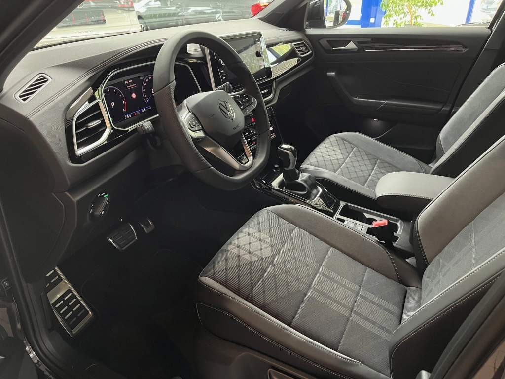 VW T-Roc R-LINE 1.5 TSI-OPF DSG IQ DRIVE, AHK