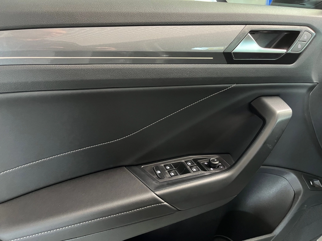 VW T-Roc STYLE 1.5 TSI-DSG, Matrix, EasyOpen, RFK
