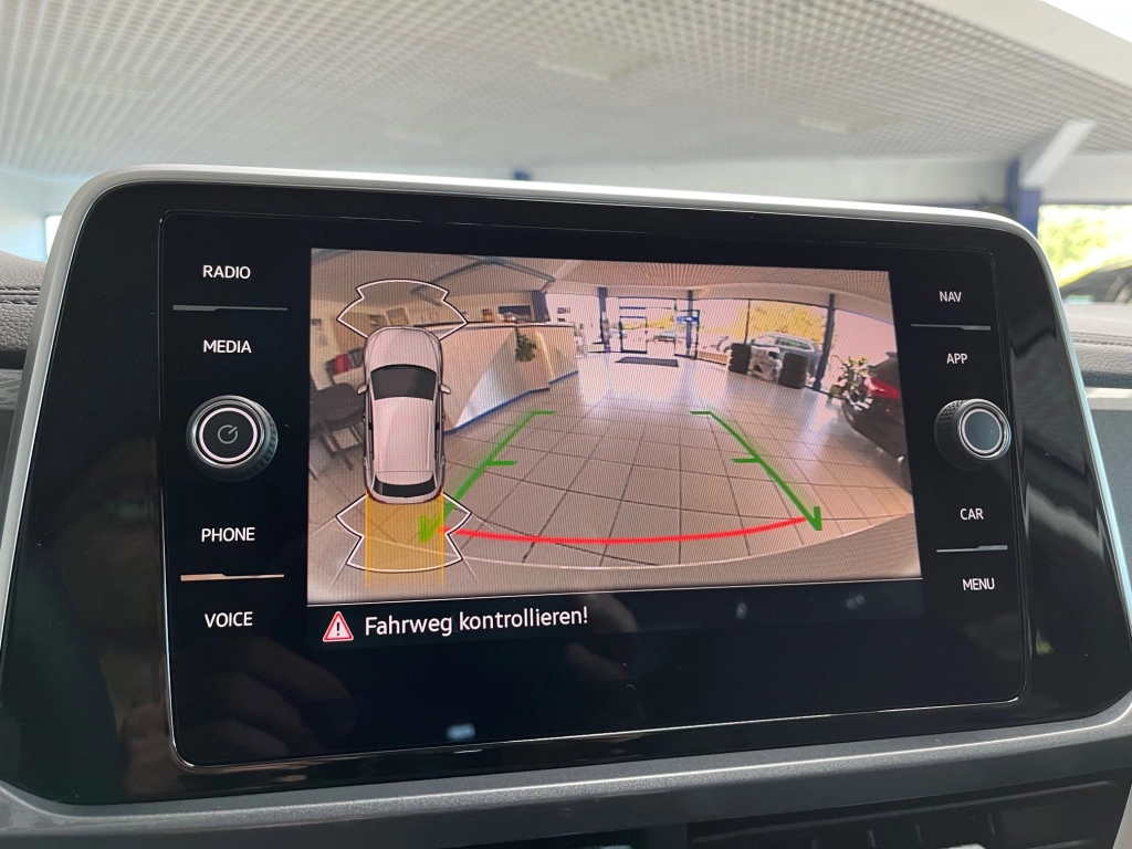 VW T-Roc STYLE 1.5 TSI-DSG, Matrix, EasyOpen, RFK