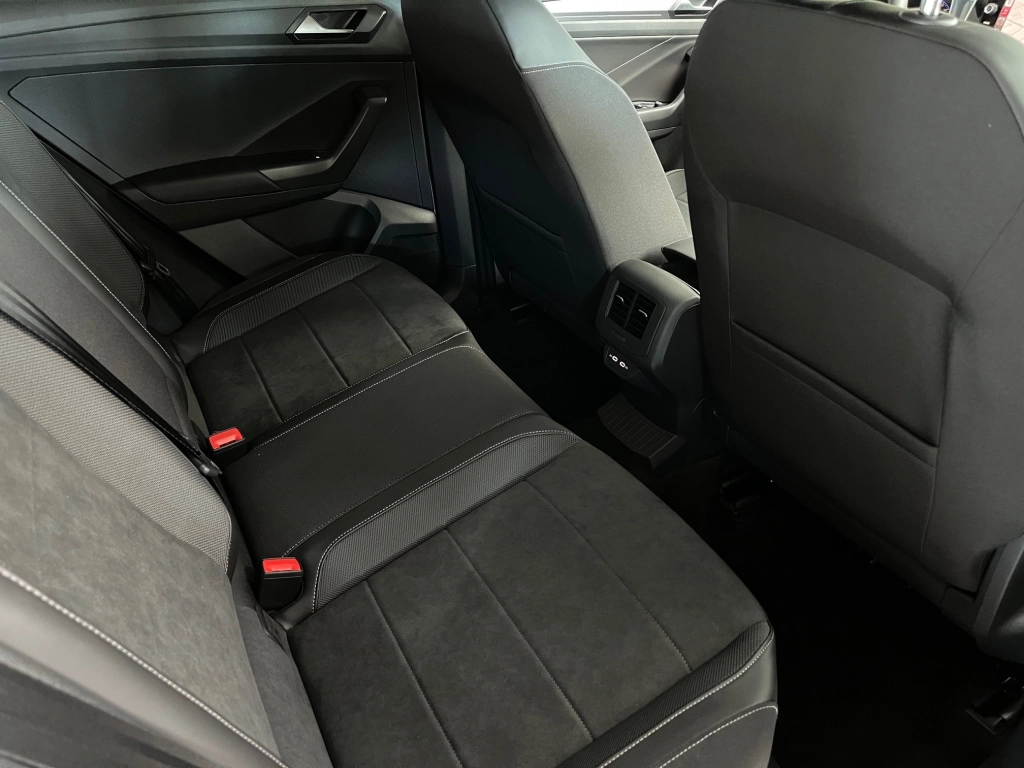VW T-Roc STYLE 1.5 TSI-DSG, Matrix, EasyOpen, RFK