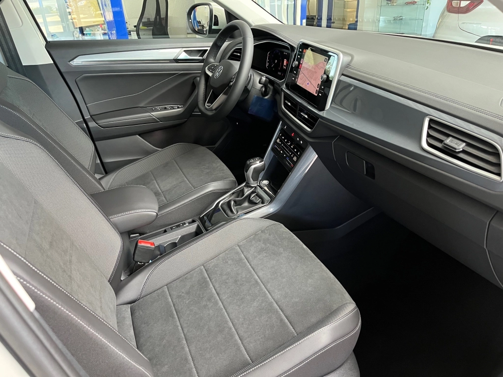 VW T-Roc STYLE 1.5 TSI-DSG, Matrix, EasyOpen, RFK
