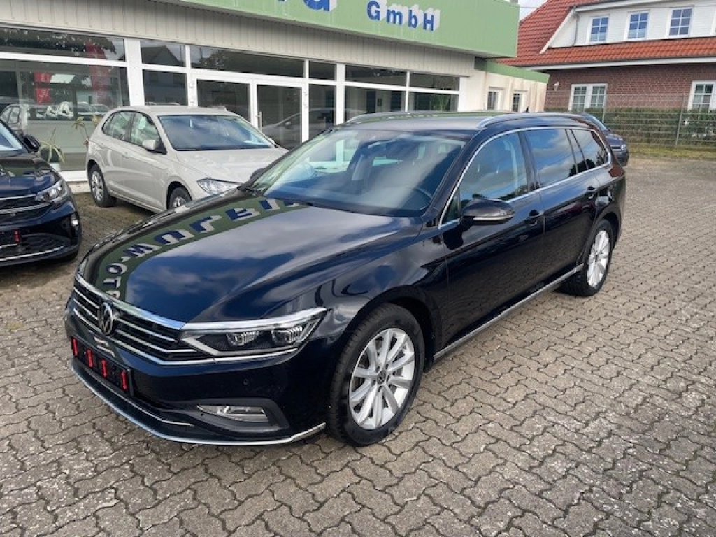 VW Passat Variant 2.0 TDI DSG Elegance,AHK,Matrix