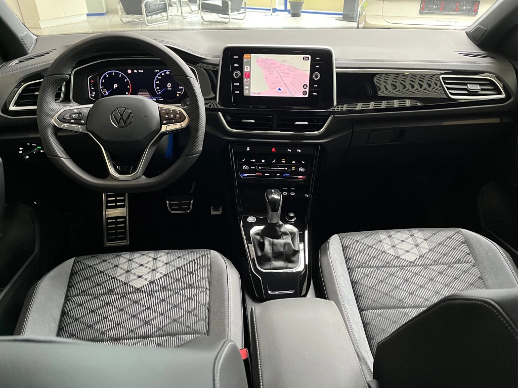 VW T-Roc R-LINE 1.5 TSI-OPF DSG IQ DRIVE, AHK