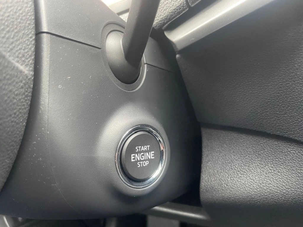 Skoda Karoq 1.5 TSI DSG+AHK+RFK+ACC+Navi+el.Heckkl.++