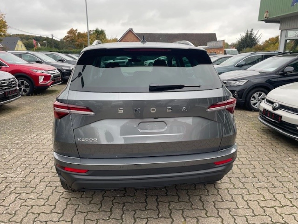 Skoda Karoq 1.5 TSI DSG+AHK+RFK+ACC+Navi+el.Heckkl.++