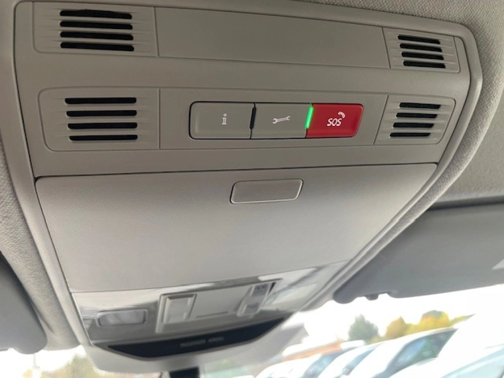 Skoda Fabia 1.0 TSI Essence,Sitzheiz,GRA,PDC,LED-SW