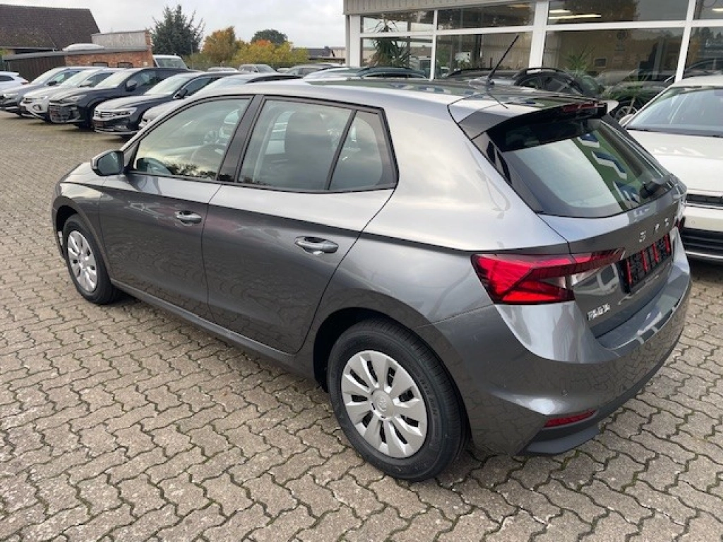 Skoda Fabia 1.0 TSI Essence,Sitzheiz,GRA,PDC,LED-SW