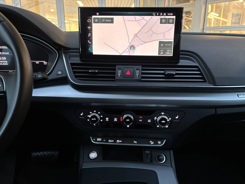Audi Q5 40TDI quattro Business-Paket AHK FPK Navi LED