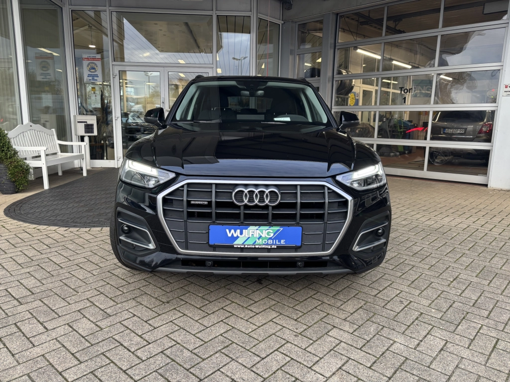 Audi Q5 40TDI quattro Business-Paket AHK FPK Navi LED