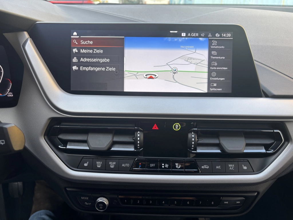 BMW 118 i Advantage Navi LED PDC Temp. + Limiter DAB