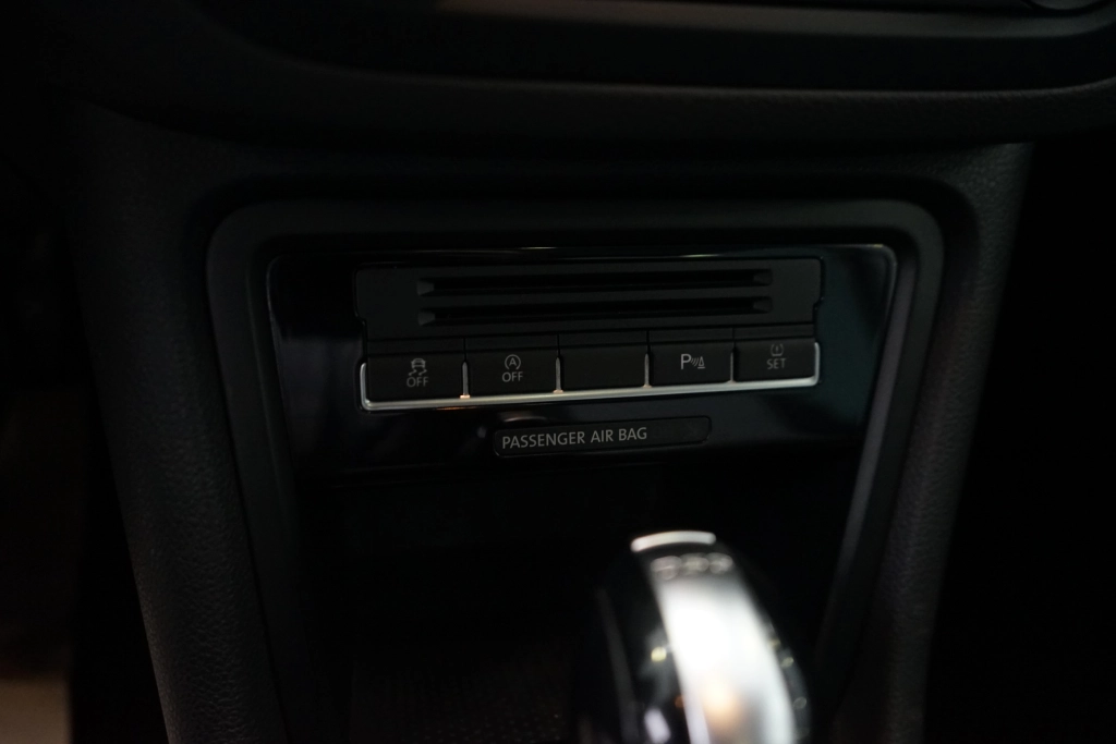 VW Sharan Trendline BMT+PANO+KLIMA+AHK+TEMPOMAT