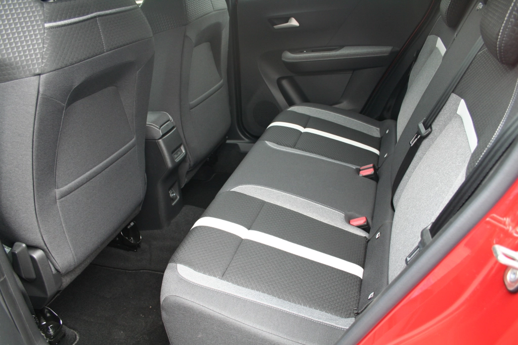 Opel Frontera GS Hybrid 110PS Navigation, Kamera, PDC