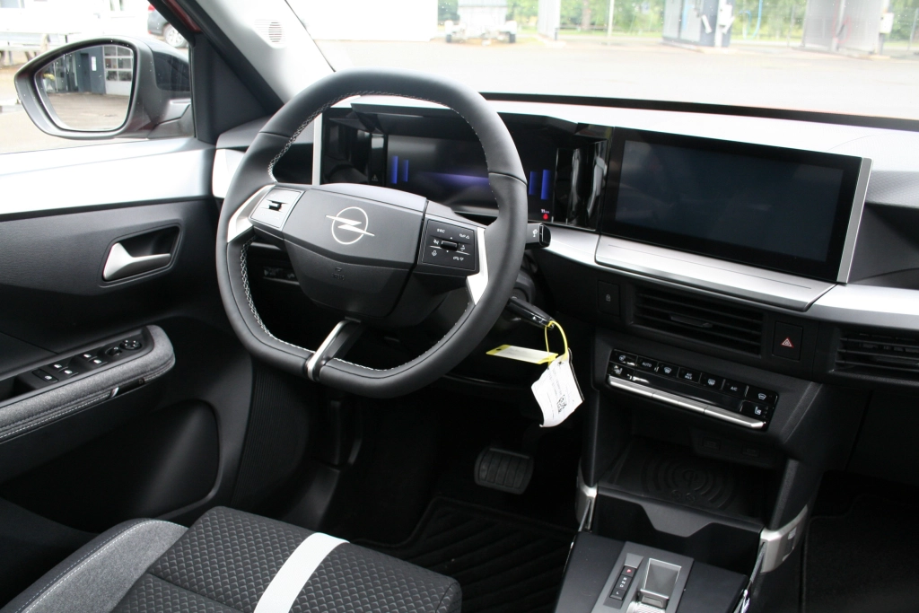 Opel Frontera GS Hybrid 110PS Navigation, Kamera, PDC