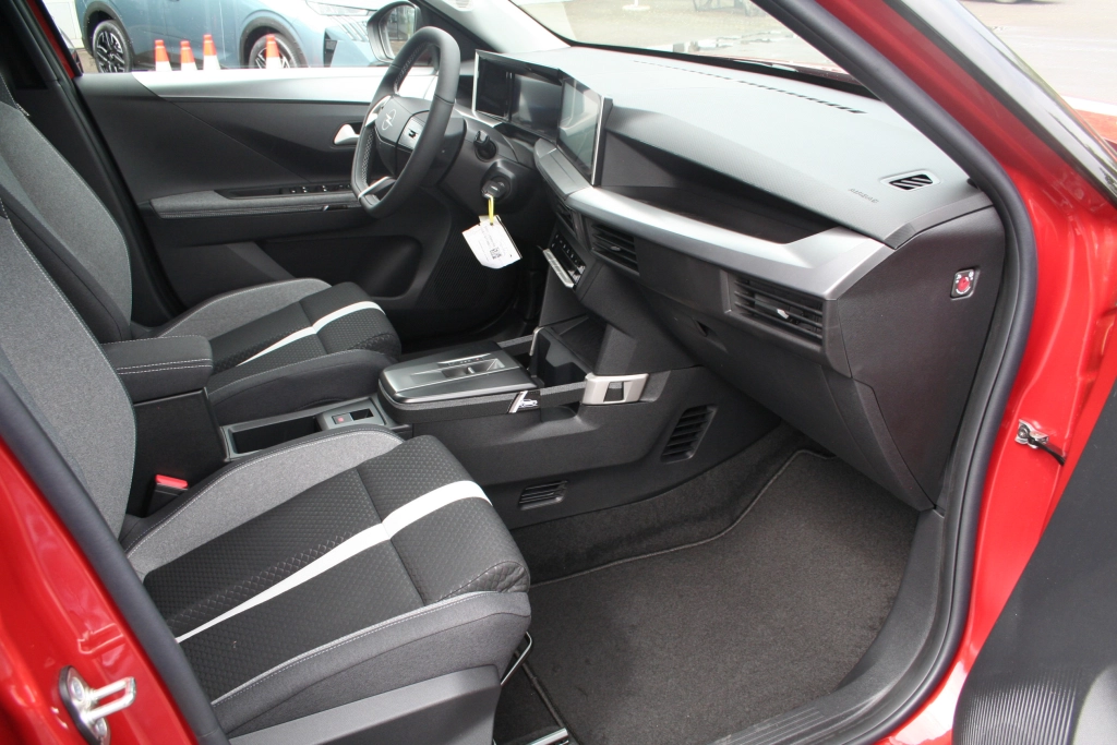 Opel Frontera GS Hybrid 110PS Navigation, Kamera, PDC