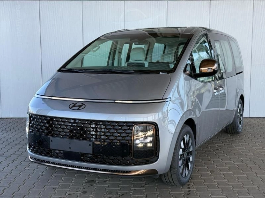 Hyundai STARIA 1.6T HEV Signature 7-Sitz ACC Leder PDach