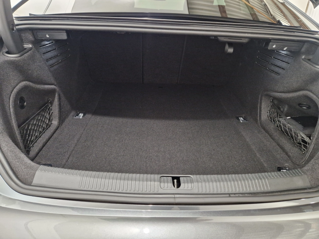 Audi A5 Coupé 40TDI quattro S-Line ACC, 20 Zoll,360° 
