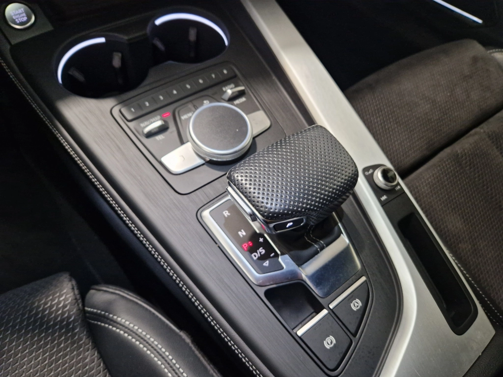 Audi A5 Coupé 40TDI quattro S-Line ACC, 20 Zoll,360° 
