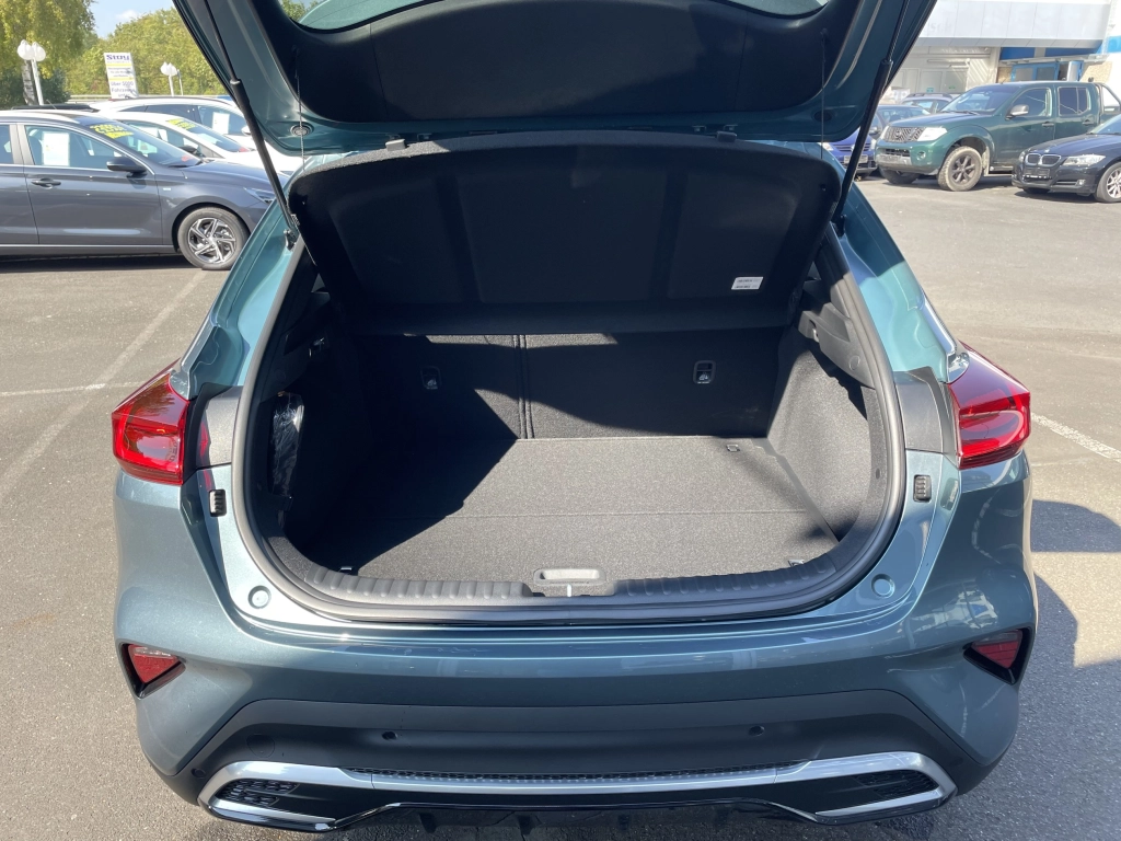 Kia XCeed MJ 25 1.5 T-GDI DCT Navi LED PDC v+h Kamera 