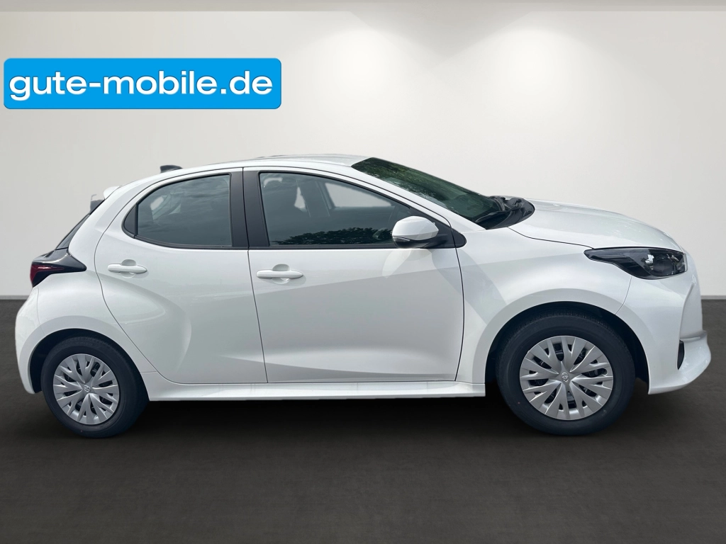 Toyota Yaris Comfort 1,0-l-VVT-i, 53 kW (72 PS) 5-Gang-Schaltgetriebe 