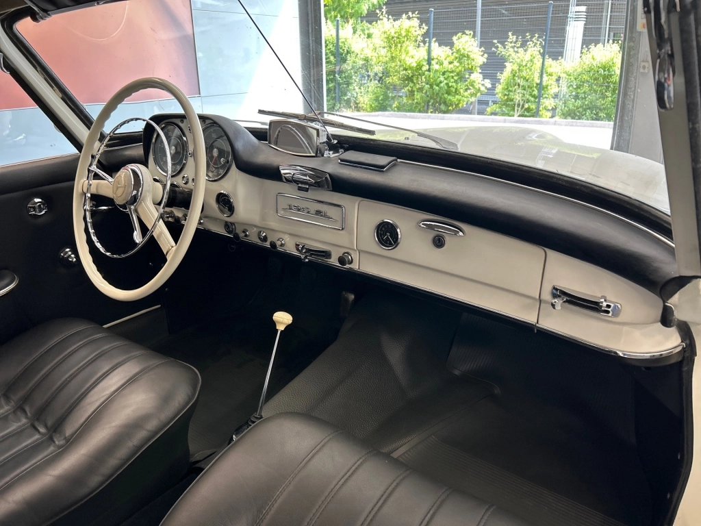 Mercedes-Benz 190 SL 