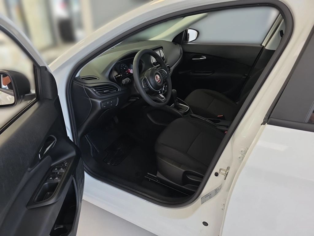Fiat Tipo Kombi MY24 HYBRID 130 PS in weiß**