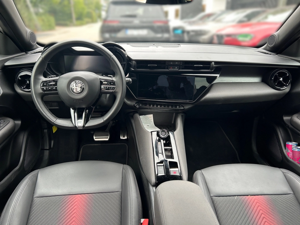 Alfa Romeo Junior Speciale /MATRIX/ Bi-Colore Dach schwarz
