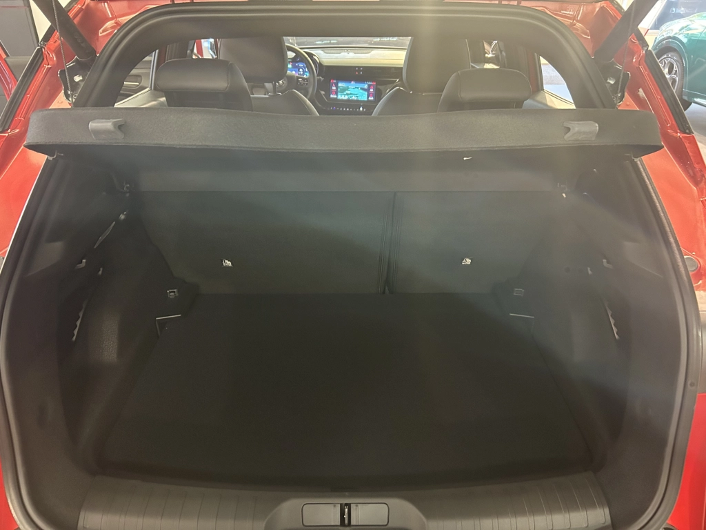 Alfa Romeo Junior Elettrica (115kW) SPECIALE