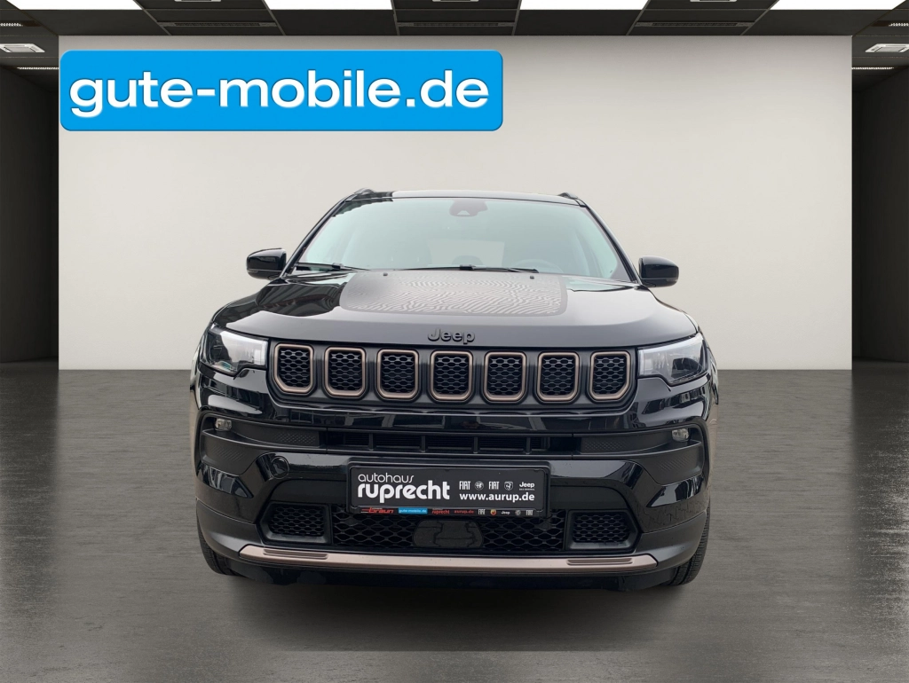 Jeep Compass Upland Plug-In Hybrid 4WD