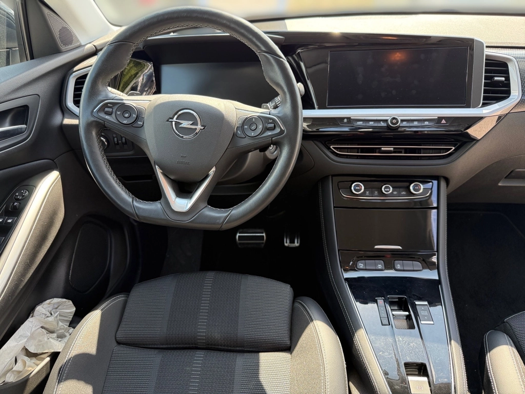 Opel Grandland 1.2 Turbo GS I Technologie-Paket I Rückfahrkamera I Navigationssystem

