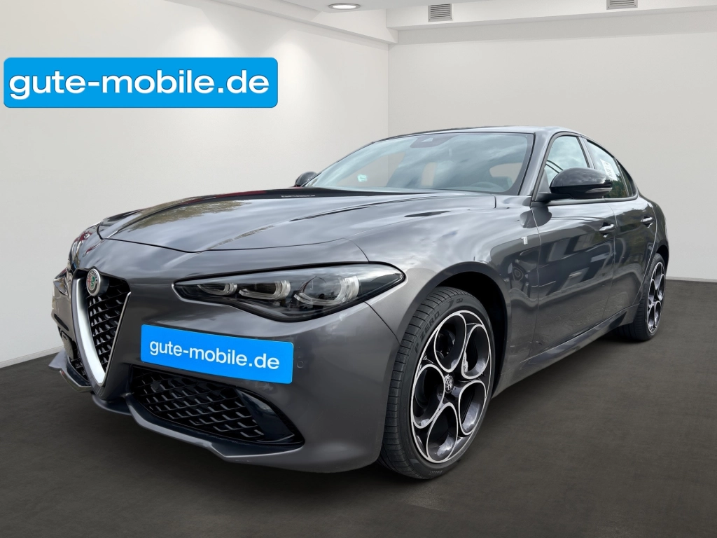 Alfa Romeo Giulia Ti Q4 H&K / Kamera / Allrad / MATRIX