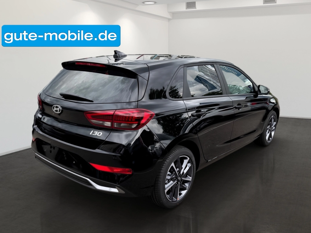 Hyundai i30 Advantage Automatik 140PS Benziner