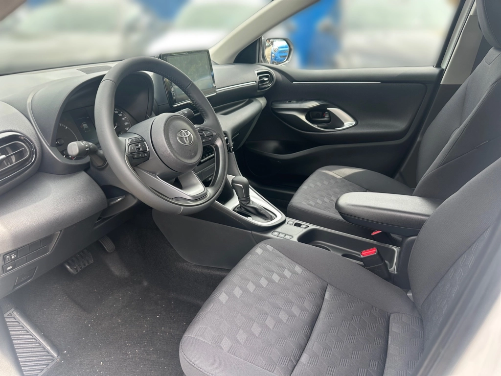 Toyota Yaris 5-Türer Comfort 1,5-l-VVT-iE Hybrid Syst. 85kW (116 PS) Stufenloses Automatikgetriebe