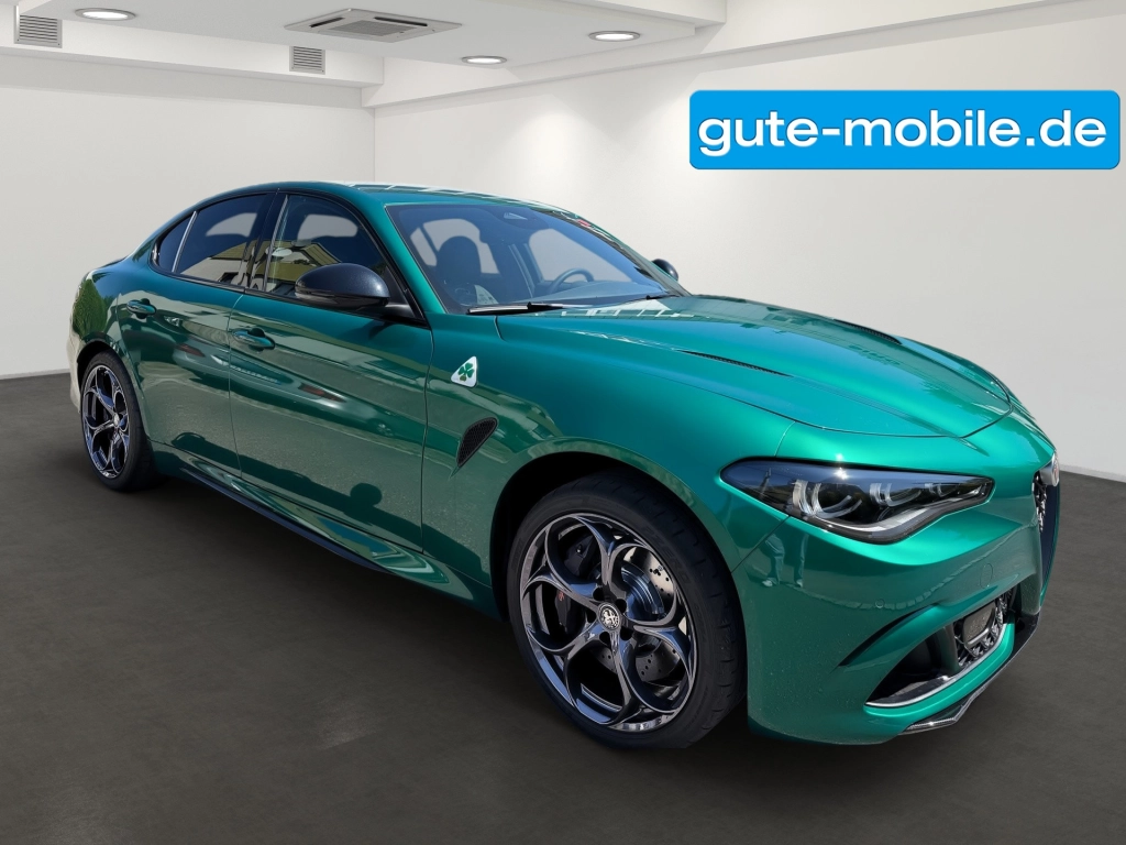 Alfa Romeo Giulia Quadrifoglio 2.9 V6 520PS / H&K  
