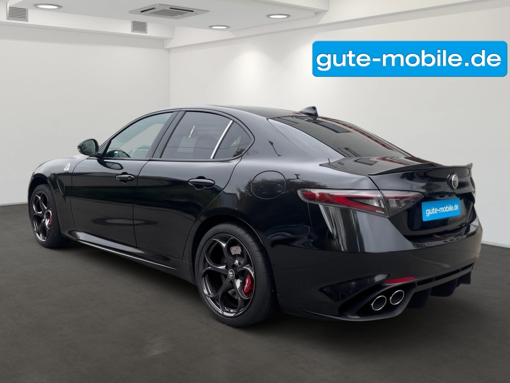 Alfa Romeo Giulia MY24 Quadrifoglio 520 PS 