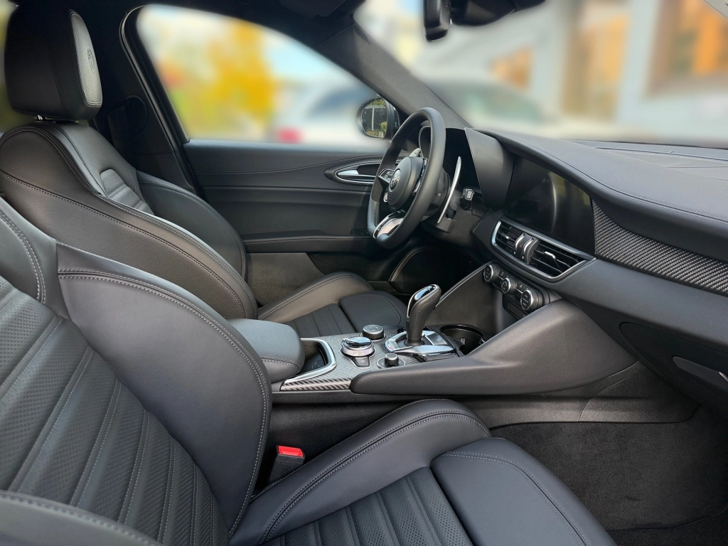 Alfa Romeo Giulia MY24 Quadrifoglio 520PS