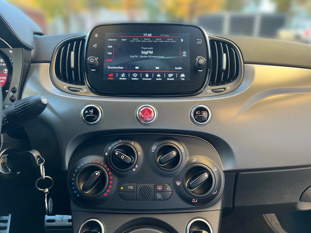 Abarth 595C 16V Turbo  | Black Paket | CarPlay