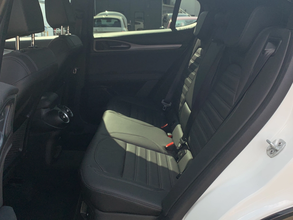 Alfa Romeo Stelvio 2.2 Veloce 154KW |MATRIX| LEDER| ACC| 
