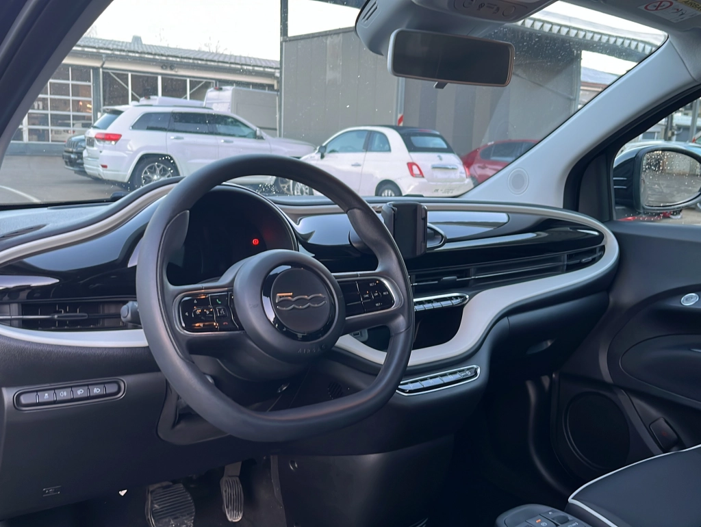 Fiat 500e Action|23,8 kWh|70kW|Mode-2+3 Kabel |ISOFIX