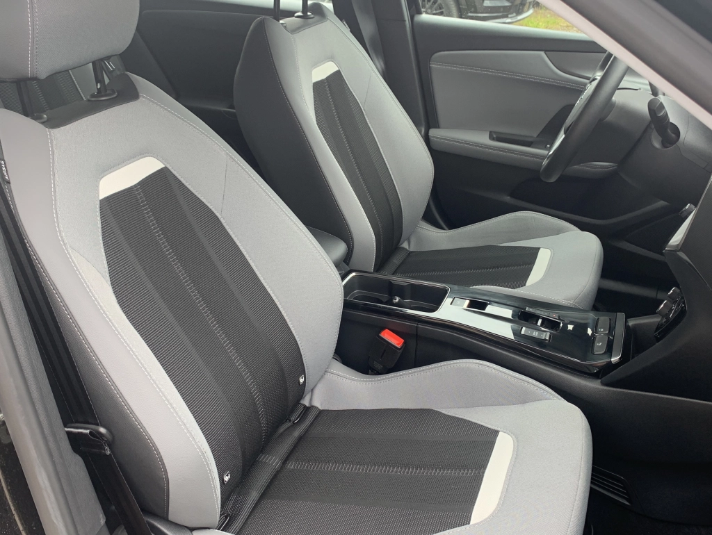 Opel Mokka-e Elegance 100kW | CarPlay | PDC | LED