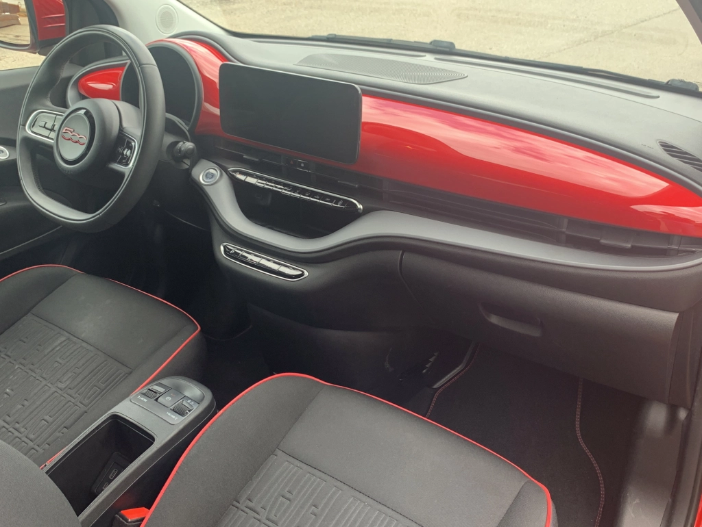 Fiat 500C Red Edition Cabrio 42kWh | PDC | SHZ | NAVI
