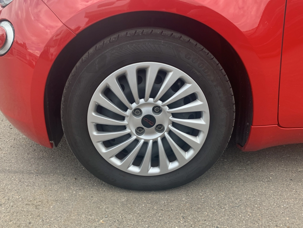 Fiat 500C Red Edition Cabrio 42kWh | PDC | SHZ | NAVI