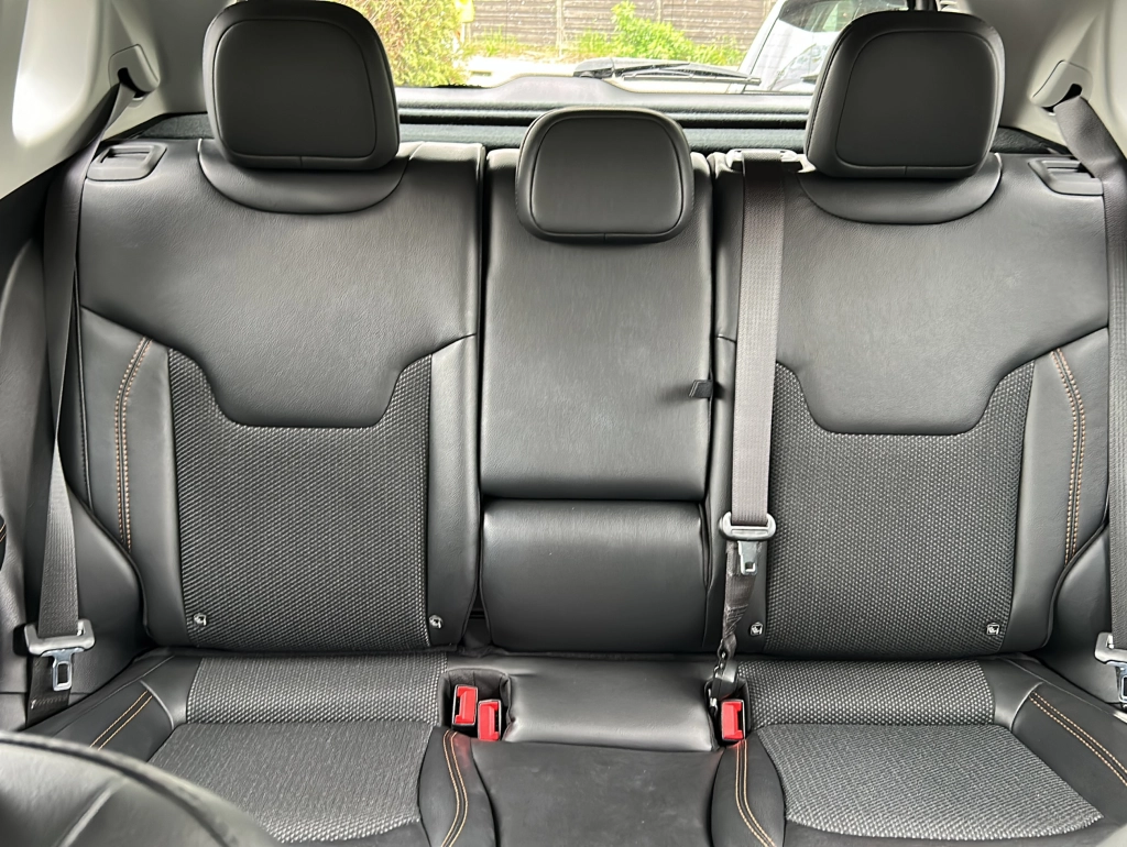 Jeep Compass 1.4 M-Air Limited 4WD *Kamera|Keyless*