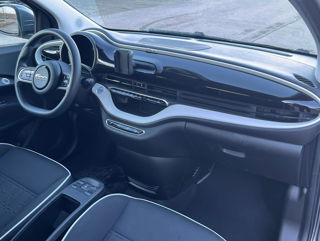 Fiat 500e Action|23,8 kWh|70kW|Mode-2+3 Kabel |ISOFIX