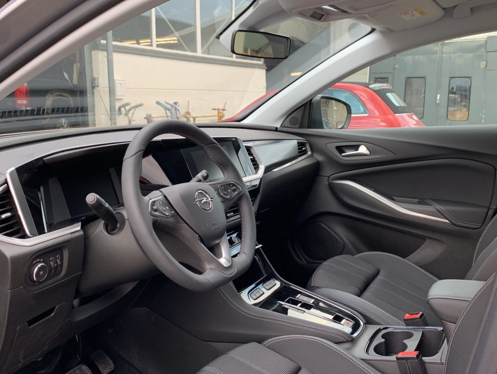 Opel Grandland Enjoy 1.2| 96kW| Navi| SHZ| PDC| 180°