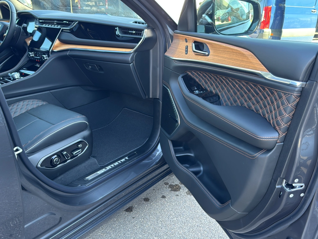 Jeep Grand Cherokee Summit PHEV (200kW) |LEDER|PANO 